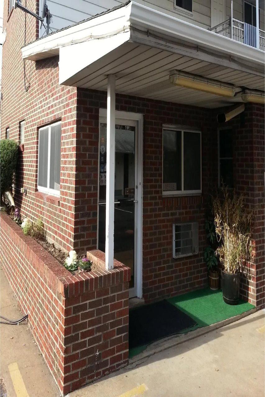 Americas Best Value Inn Avenel Woodbridge Exterior foto